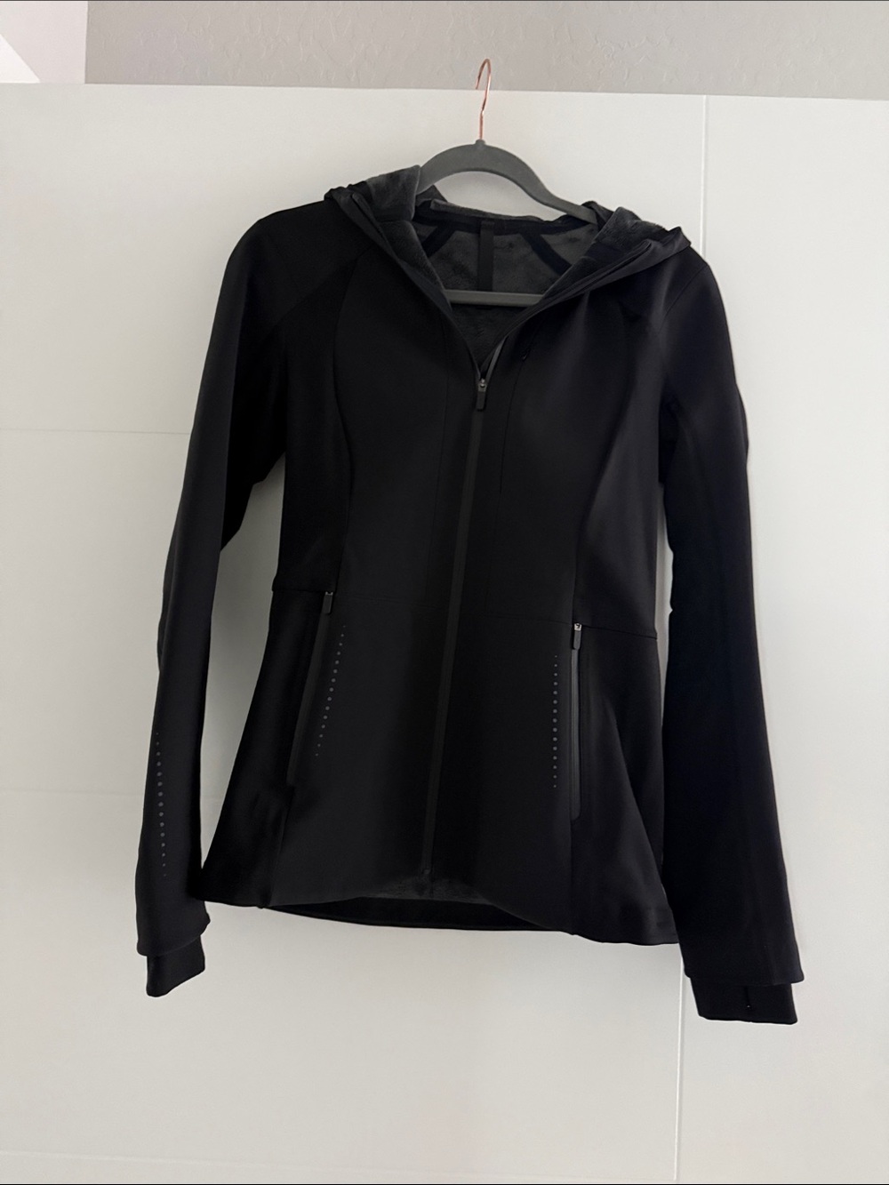 Lululemon women’s Black Hooded Zip-Up Jacket